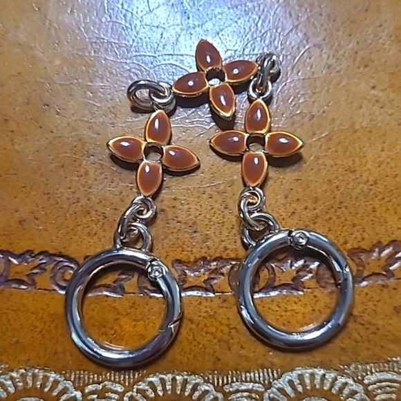 unbranded Accessories - Bag charm, strap lengthener